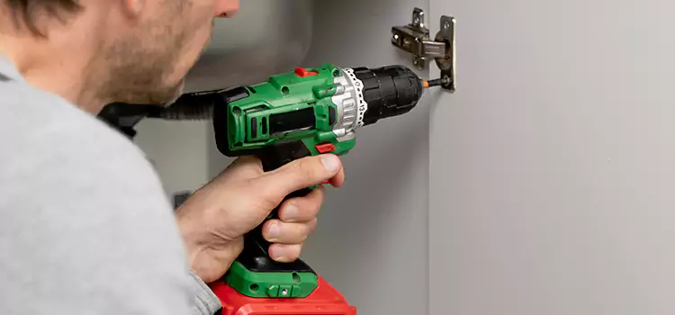 Commercial Door Hinge Repair Bowmanville