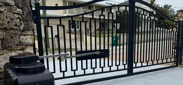 Swing Gate Opener with Keypad Bowmanville